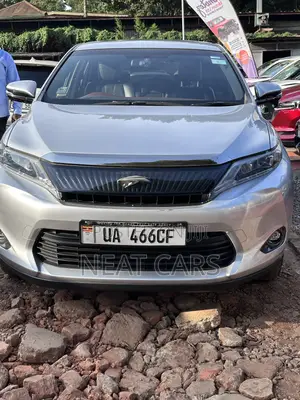Toyota Harrier 2017 Silver