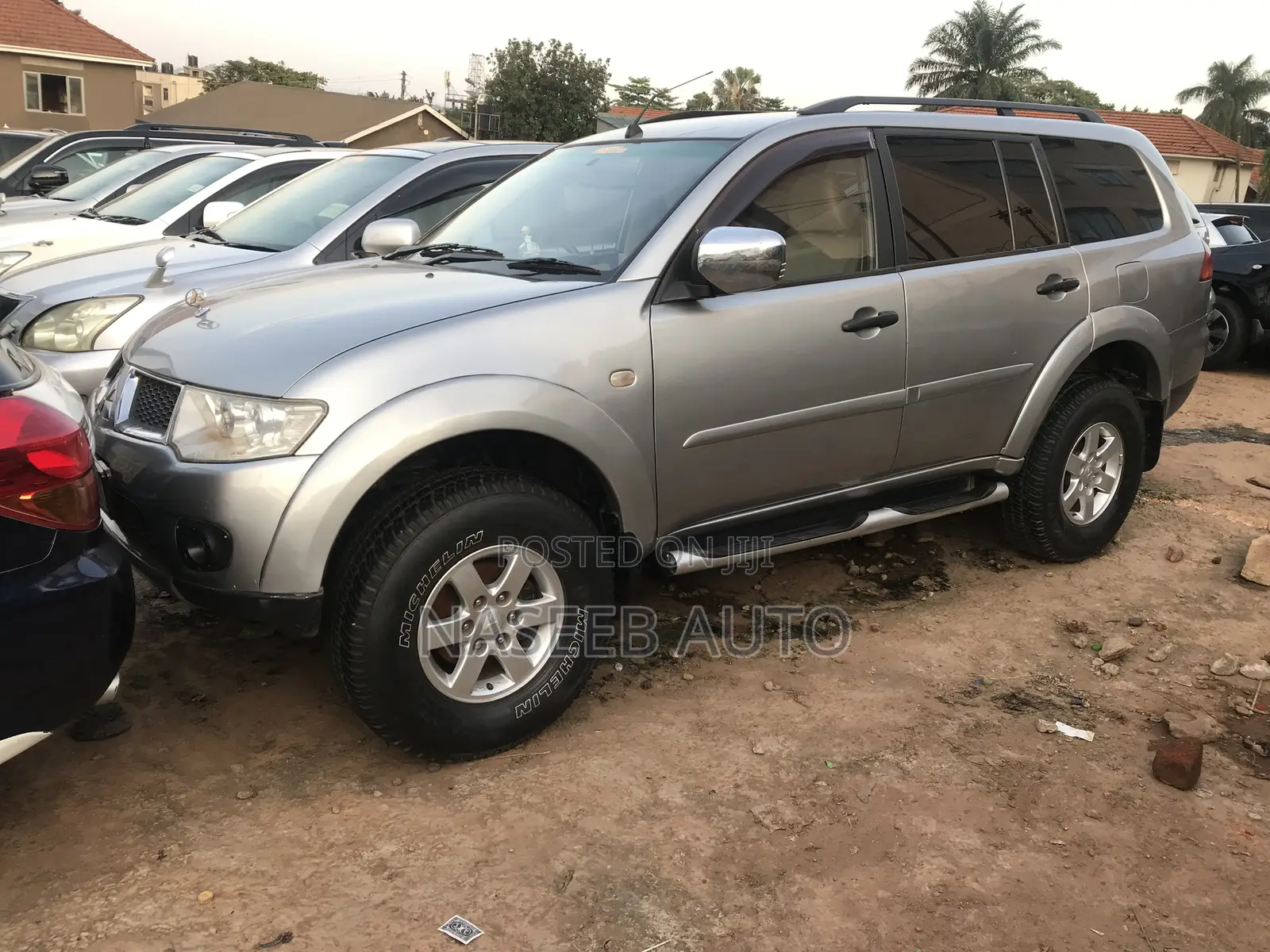 Mitsubishi Pajero Sport 2013 Silver