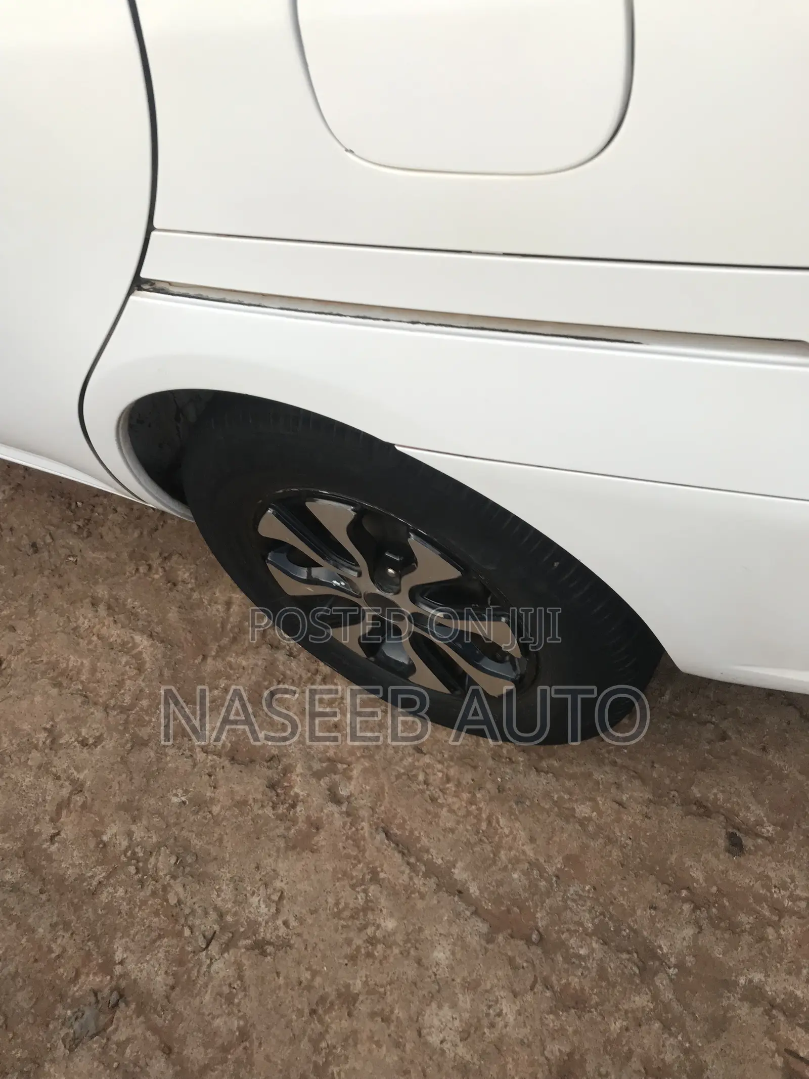 Toyota Raum 2006 White