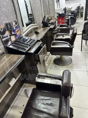 Commercial Business Space Available For Takeover – Kampala Cbd