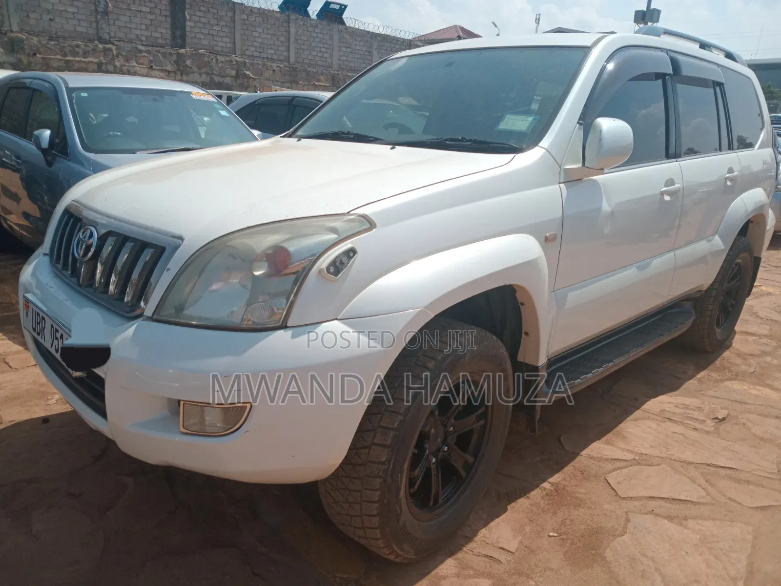 Toyota Land Cruiser Prado 2008 White