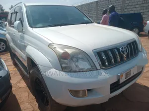 Toyota Land Cruiser Prado 2008 White