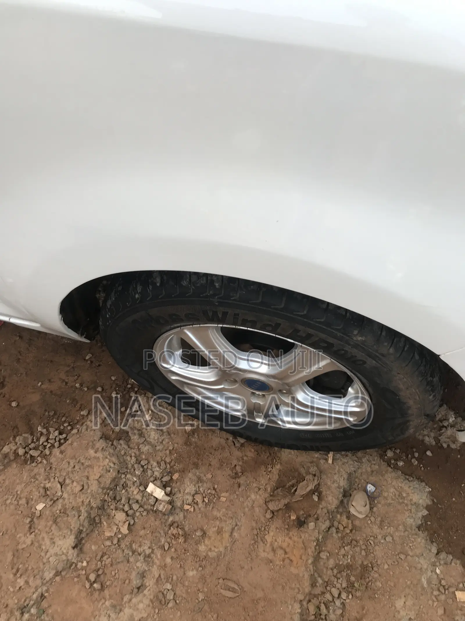 Toyota Corolla Rumion 2010 White
