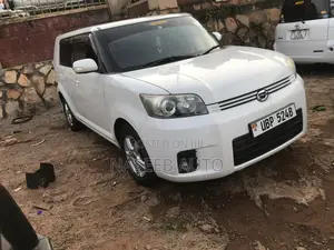 Toyota Corolla Rumion 2010 White