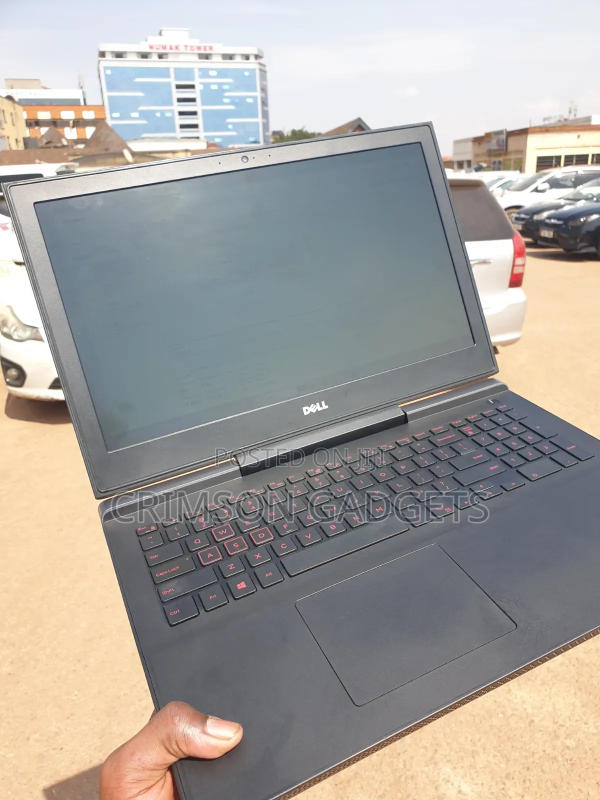 Laptop Dell Inspiron 7566 8GB Intel Core i5 HDD+SSD 256GB