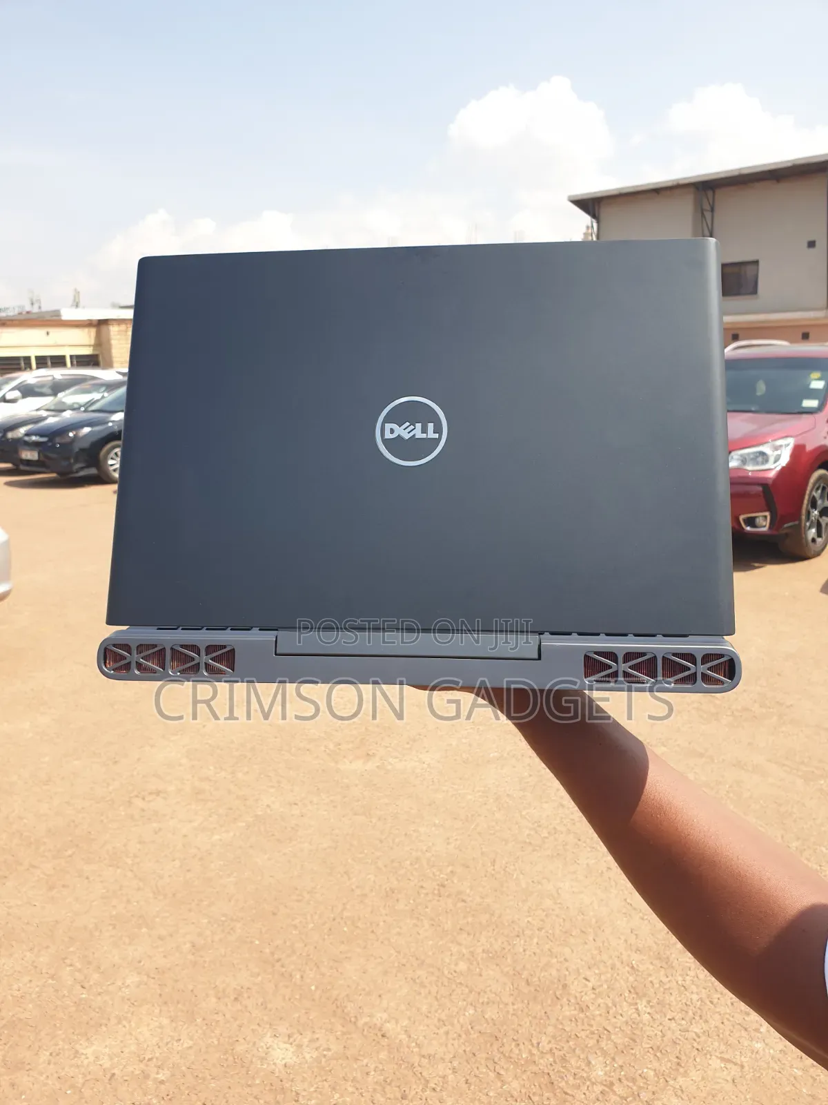 Laptop Dell Inspiron 7566 8GB Intel Core i5 HDD+SSD 256GB