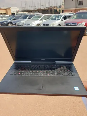 Laptop Dell Inspiron 7566 8GB Intel Core i5 HDD+SSD 256GB