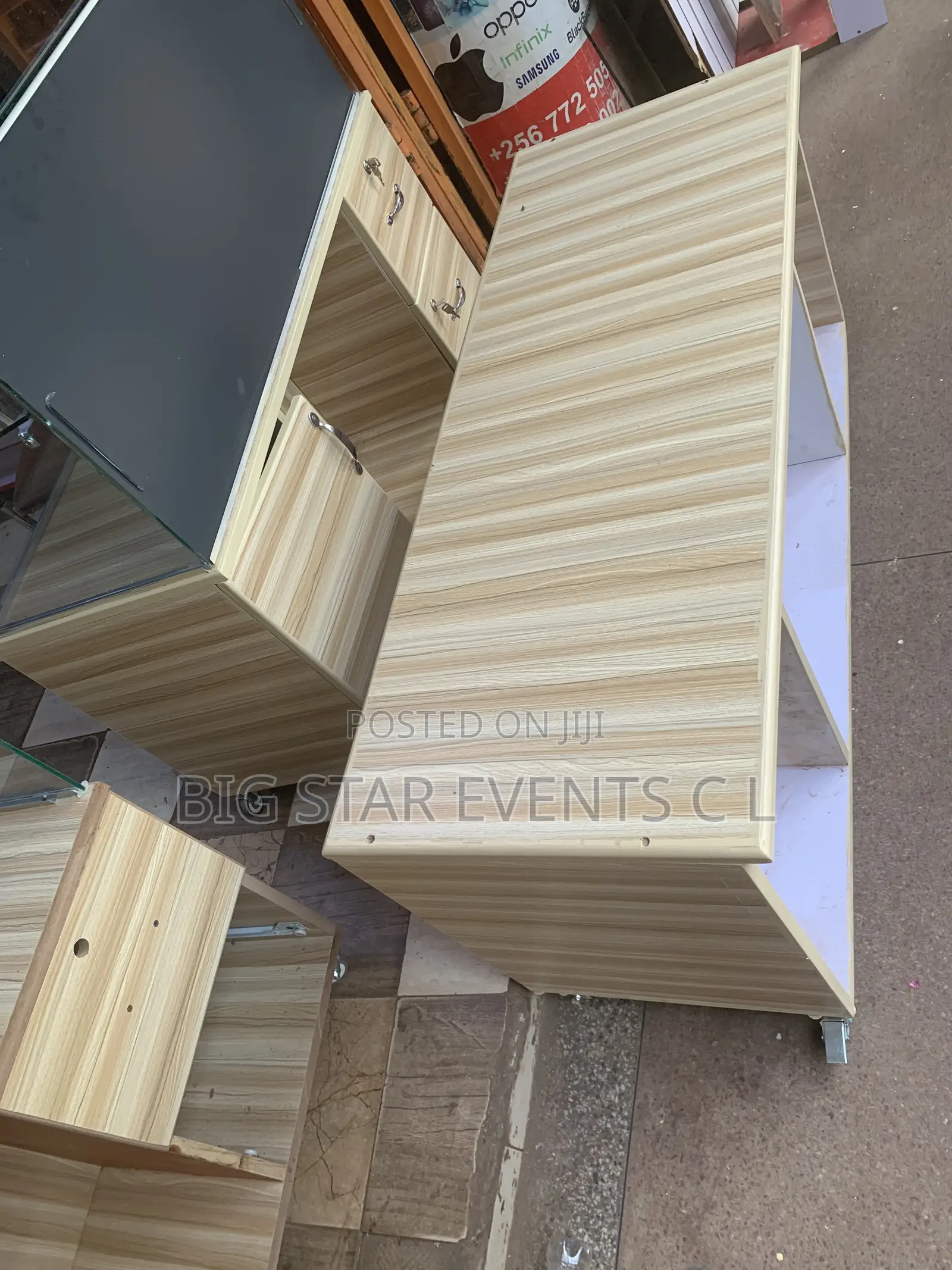 Counter Stand
