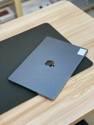 New Laptop Apple MacBook Pro 2020 M1 16GB Apple M1 Pro SSHD+SSD 512GB