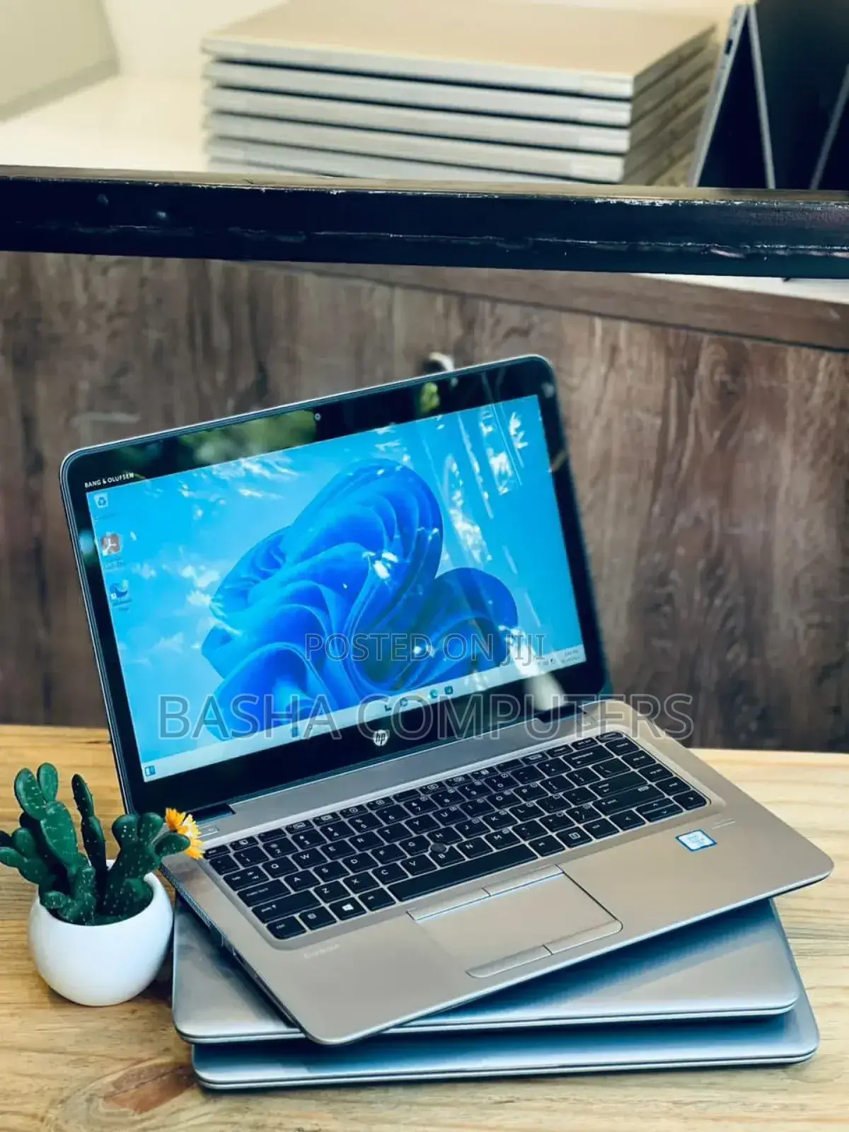New Laptop HP EliteBook 840 8GB Intel Core i7 SSD 256GB