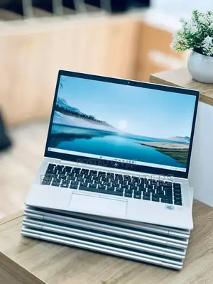 New Laptop HP EliteBook 840 G6 8GB Intel Core i7 SSD 512GB