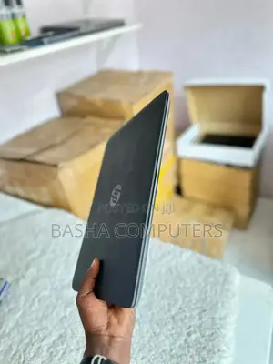 New Laptop HP EliteBook 840 8GB Intel Core i7 SSD 256GB