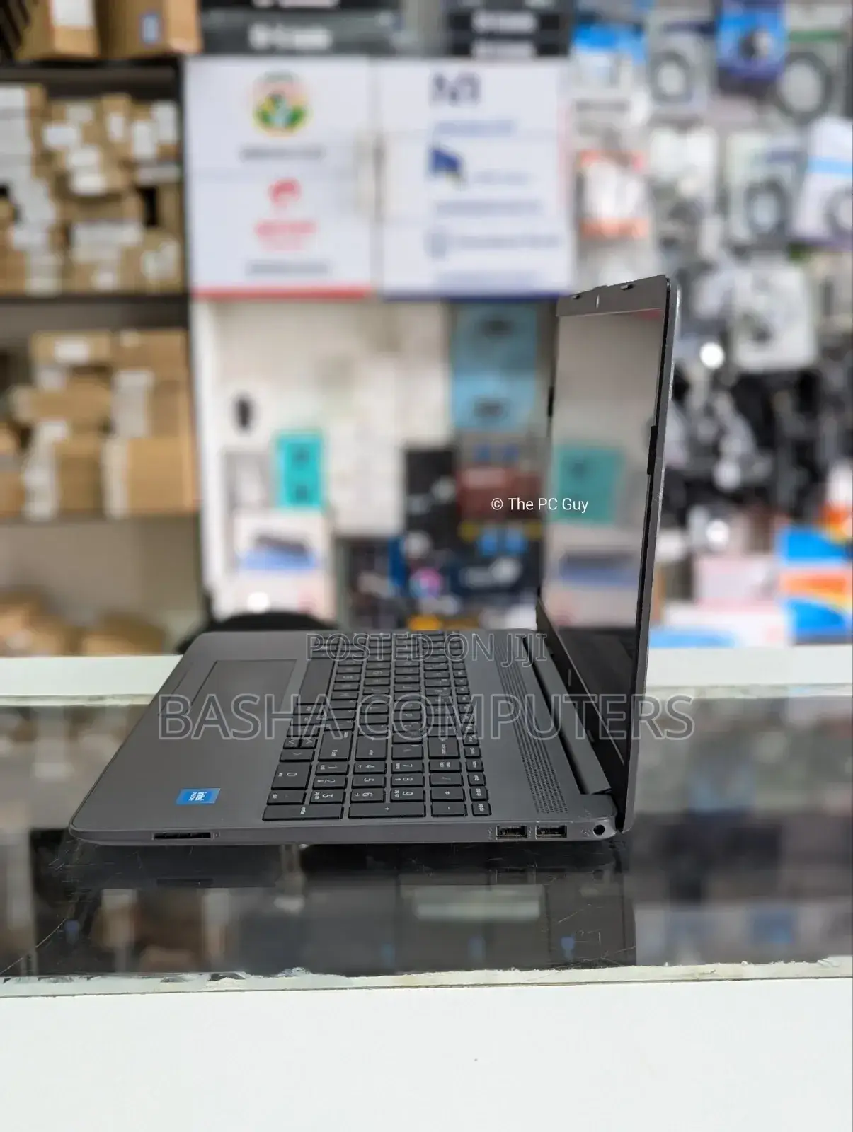 New Laptop HP 250 G8 16GB Intel Core i7 SSHD+SSD 512GB