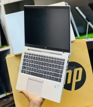 New Laptop HP EliteBook 830 G7 8GB Intel Core i7 SSD 256GB