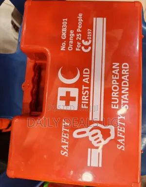 25 People First Aid Box