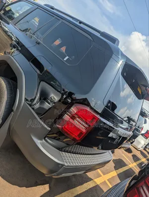 Toyota Land Cruiser Prado 2.7 2024 Black