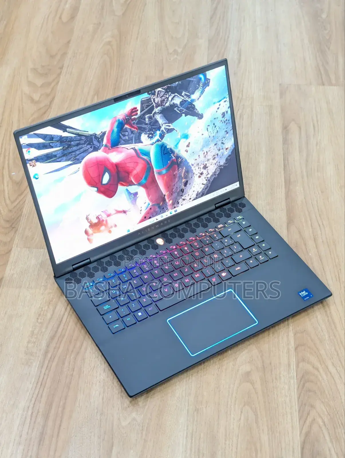 New Laptop Alienware M15 16GB Intel Core Ultra 7 SSD 1T