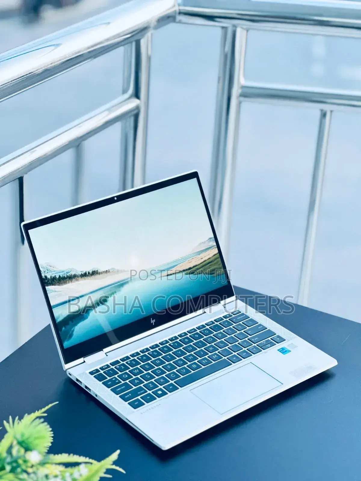 New Laptop HP EliteBook 830 G8 16GB Intel Core i7 SSHD+SSD 512GB