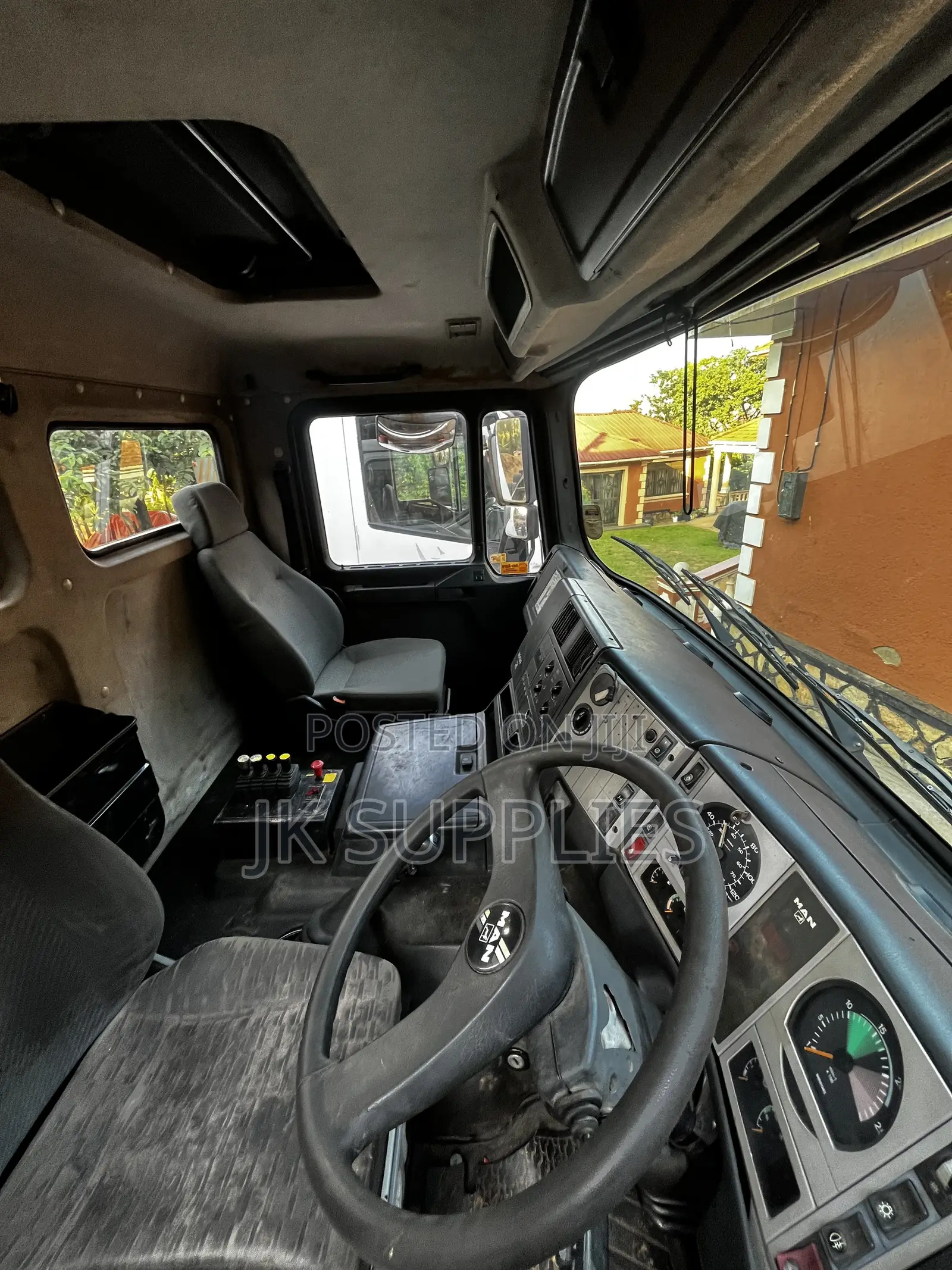 Man Truck Fe White