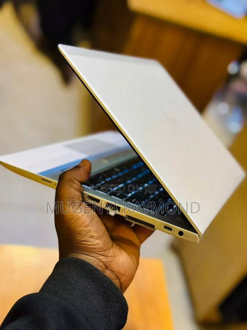 Laptop HP EliteBook 840 G5 8GB Intel Core i5 SSD 256GB