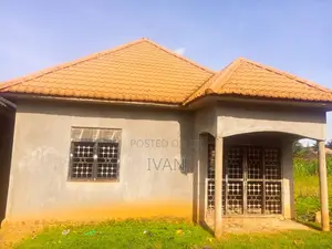 2bdrm House in Makindye for sale