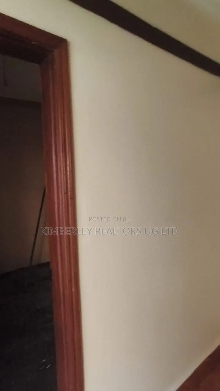 3bdrm Condo in Makindye for sale