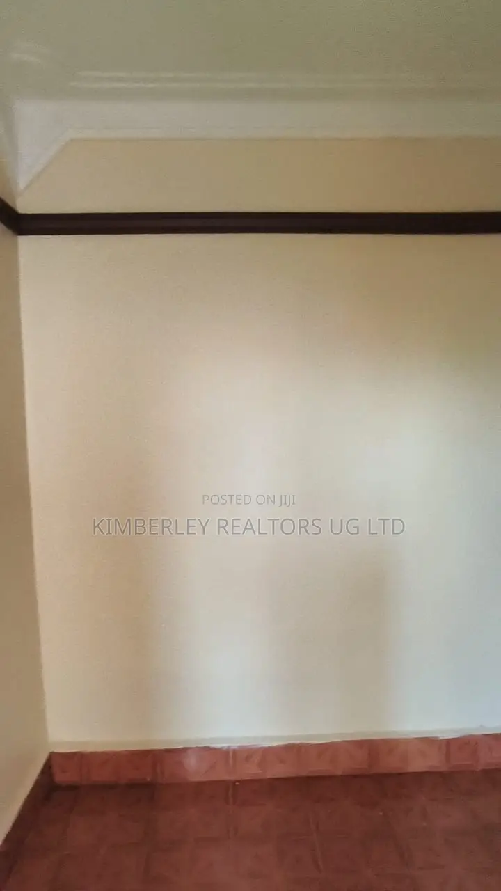 3bdrm Condo in Makindye for sale