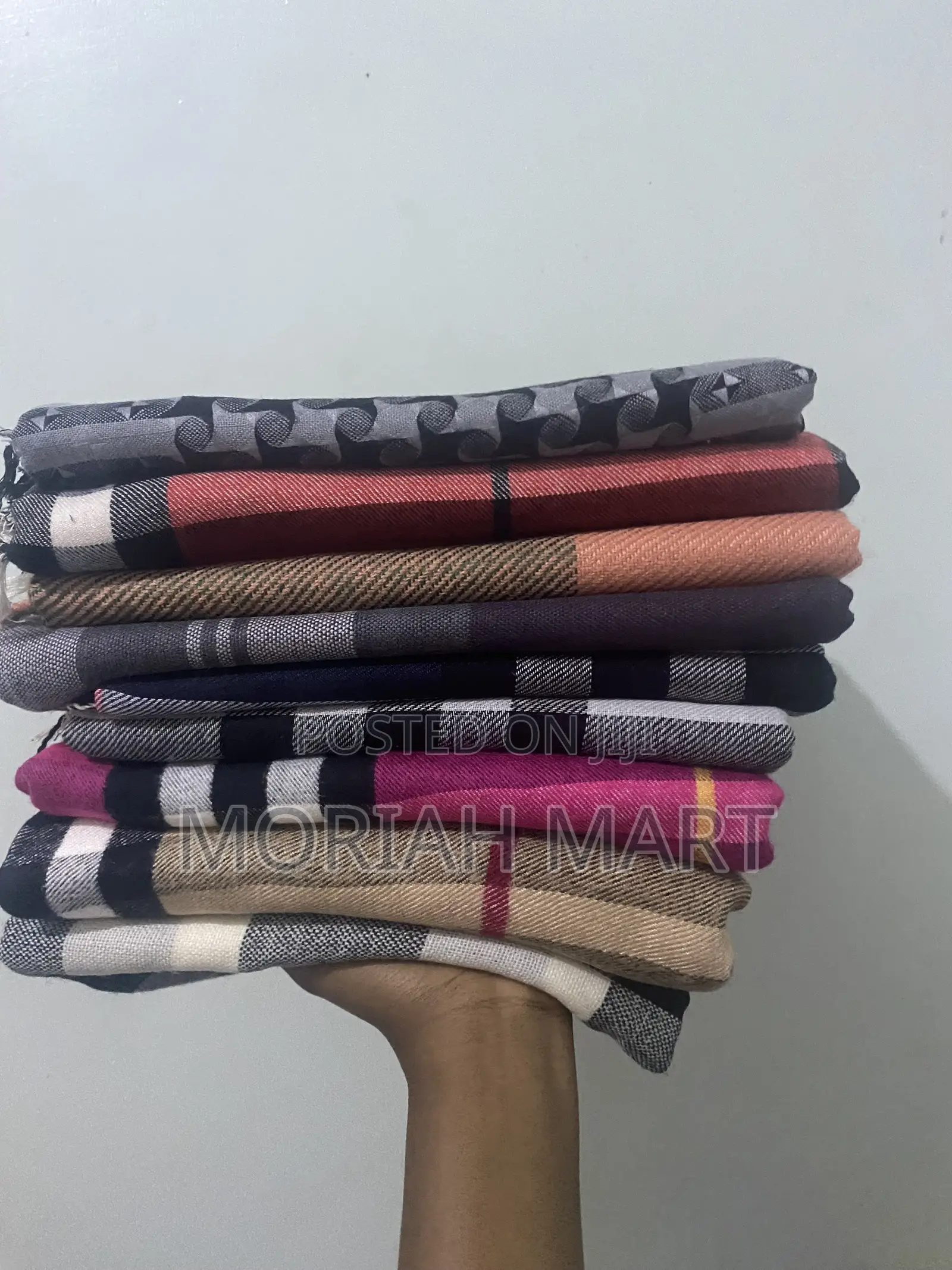 Ckecked Warm Scarfs