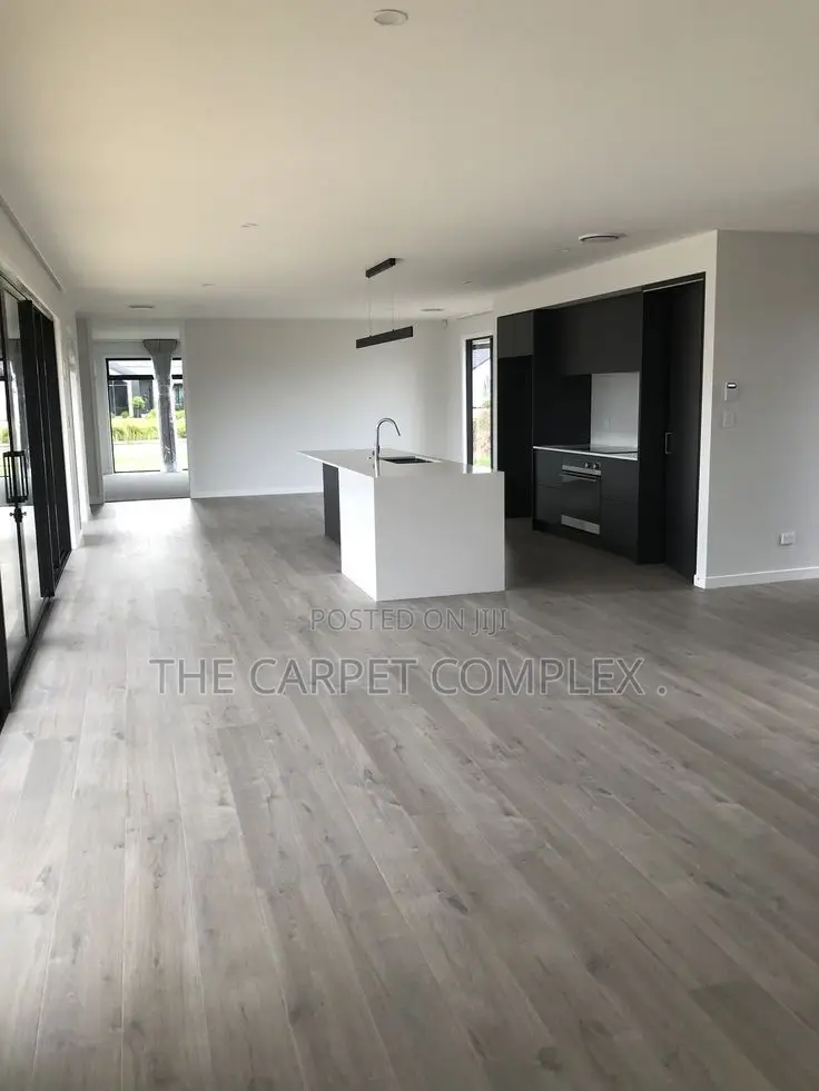 Self Adhesive Carpets Per Squaremeter