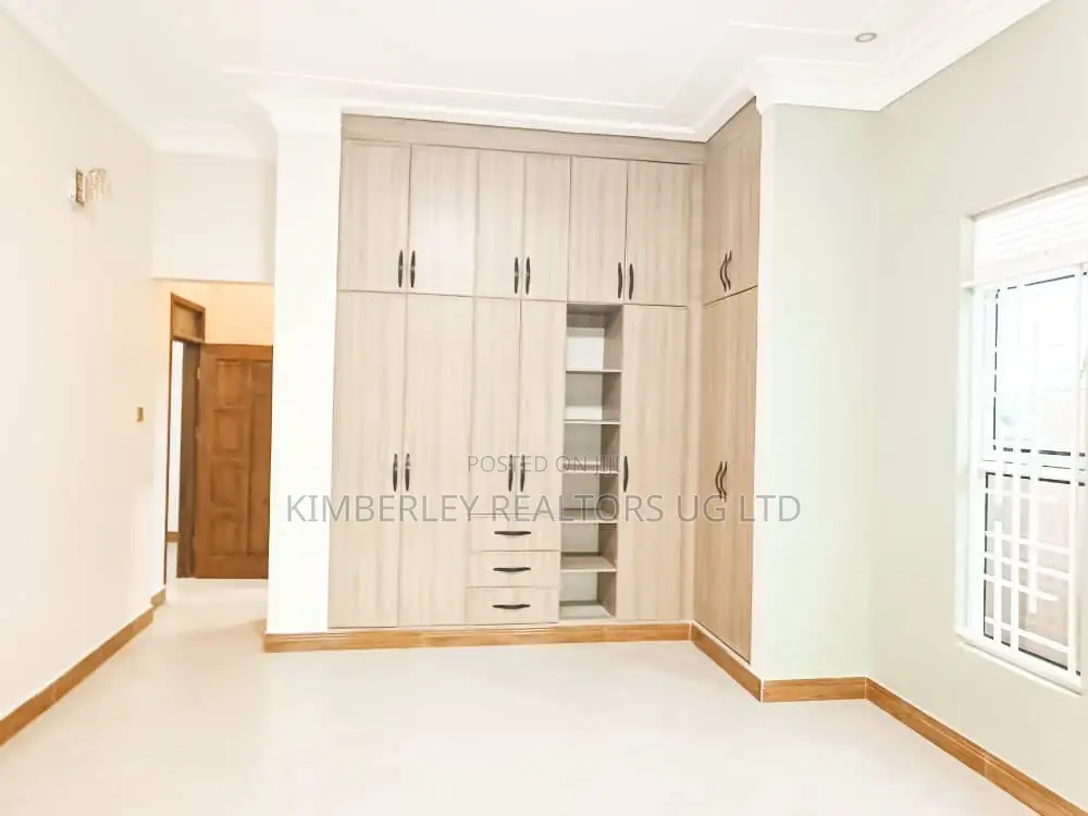 4bdrm House in Goma for sale