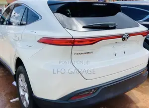 Toyota Harrier 2.0 4WD 2021 White