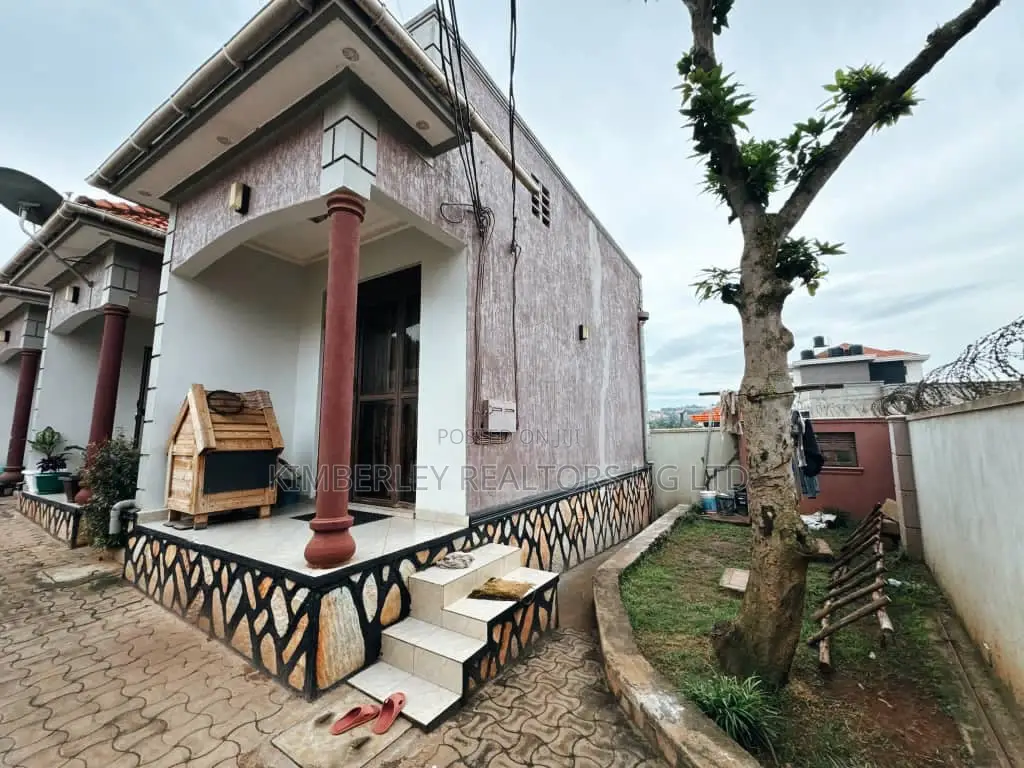 Furnished 1bdrm Duplex in Division A for sale