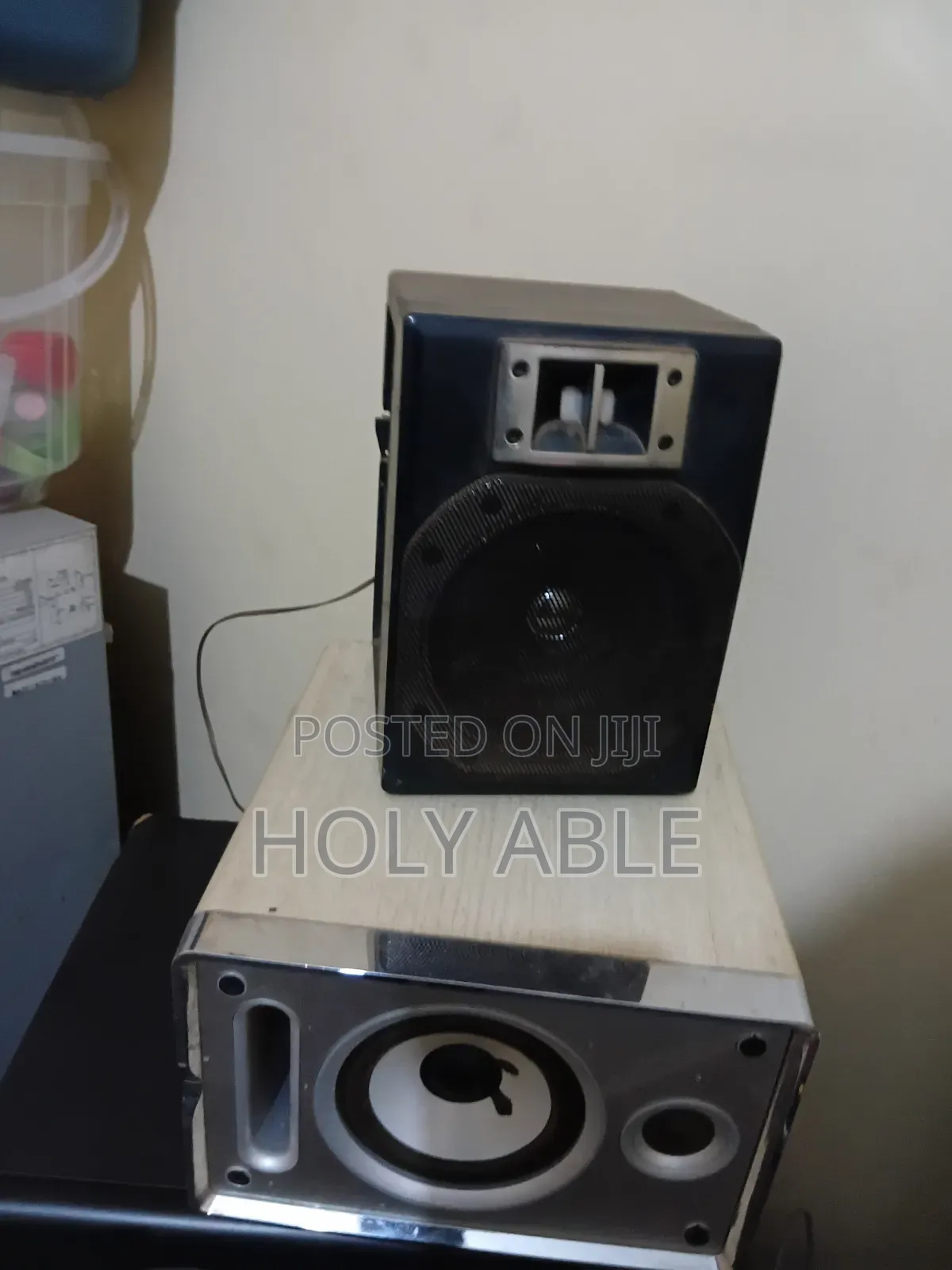 M Audio a Speakers