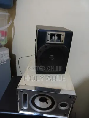 M Audio a Speakers