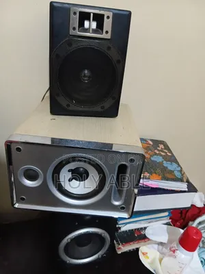 M Audio a Speakers