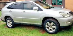 Toyota Harrier 2004 Silver
