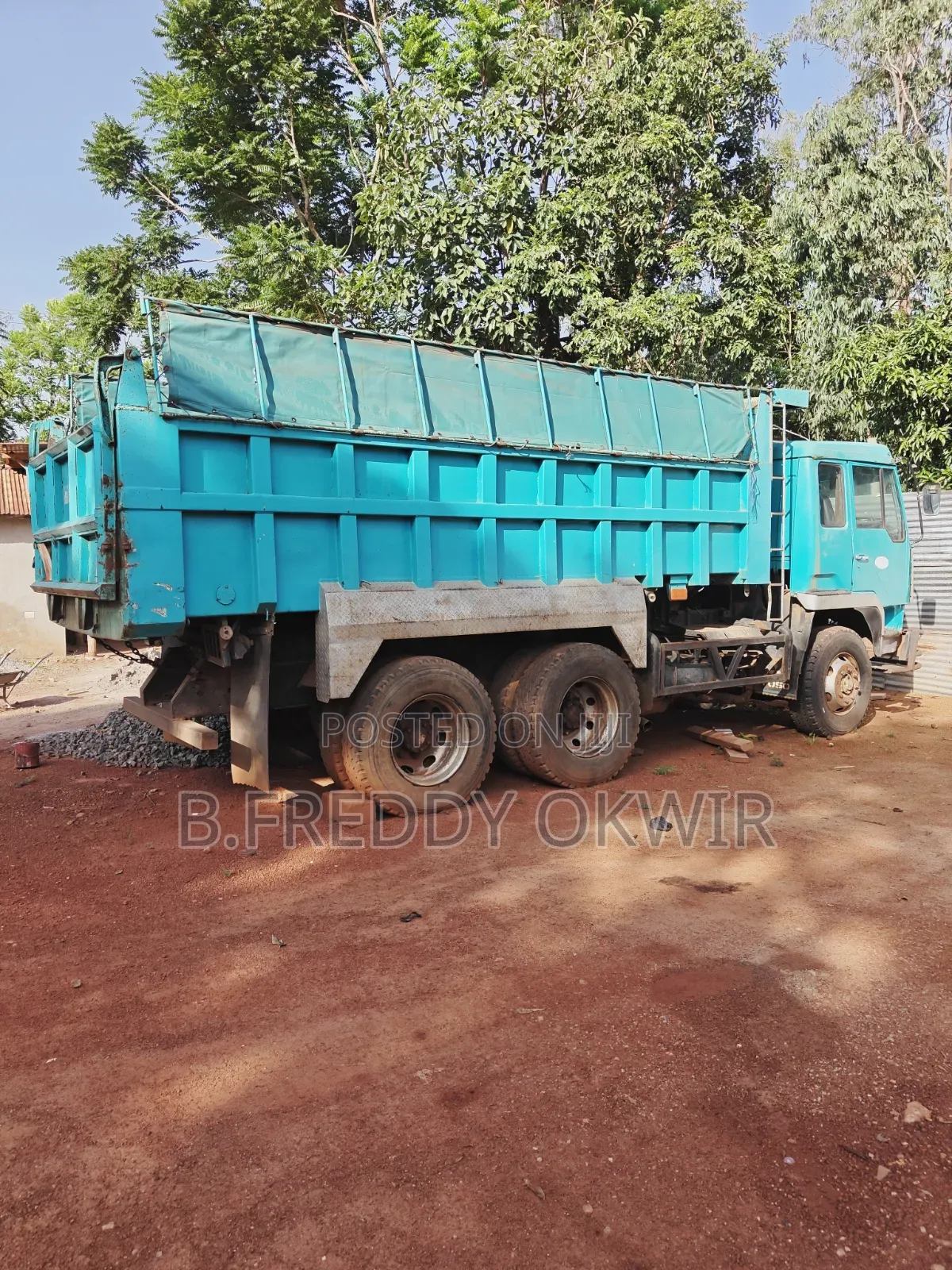 Mitsubishi Fuso Dump Truck