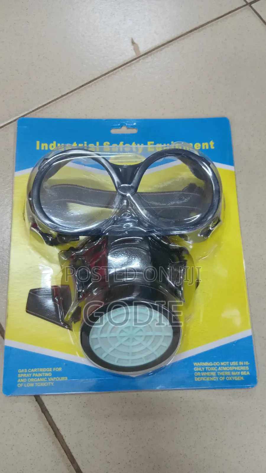 Reusable Chemical Respirator Mask With Safety Goggles
