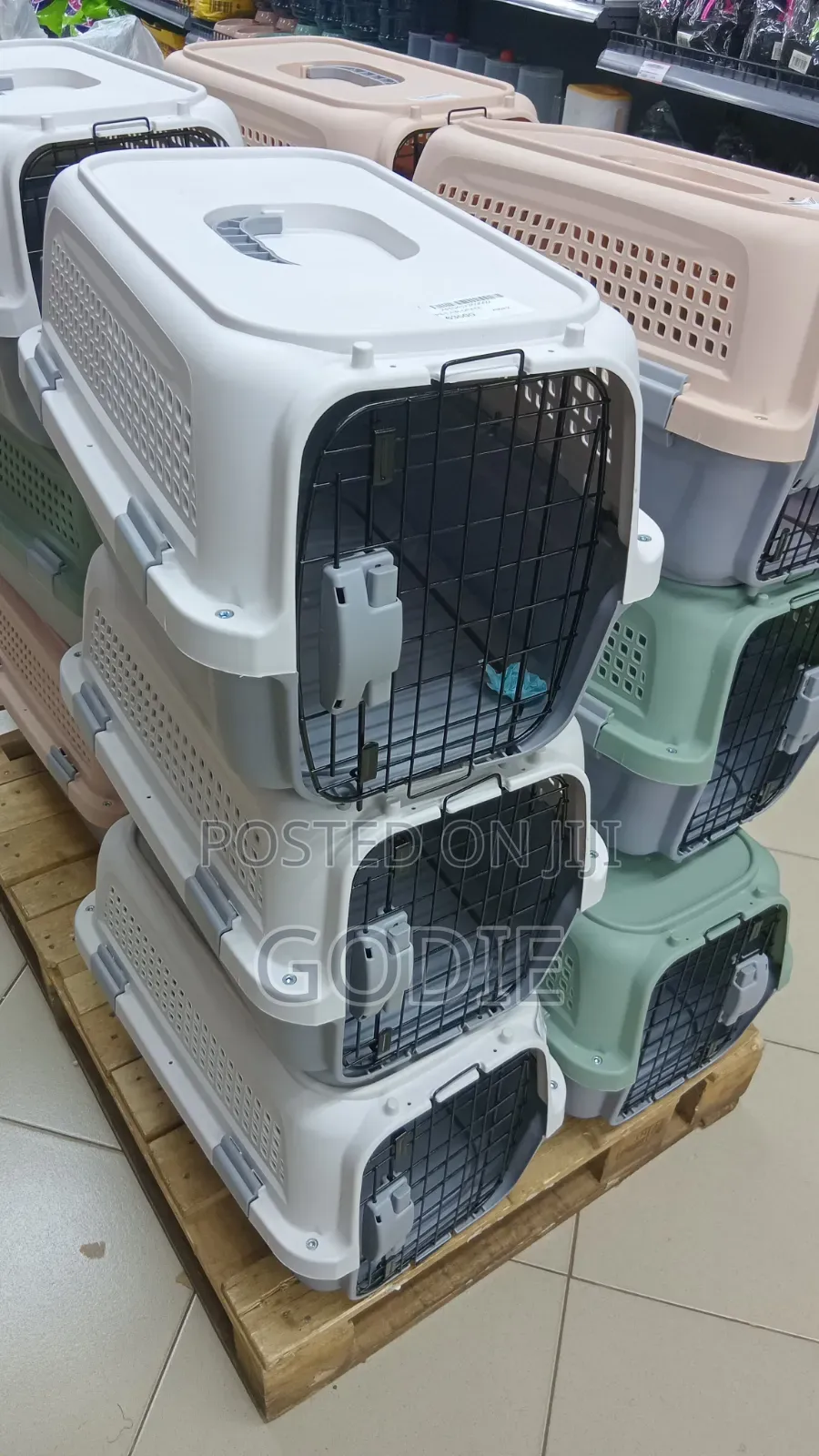 Hard-Sided Pet Carriers