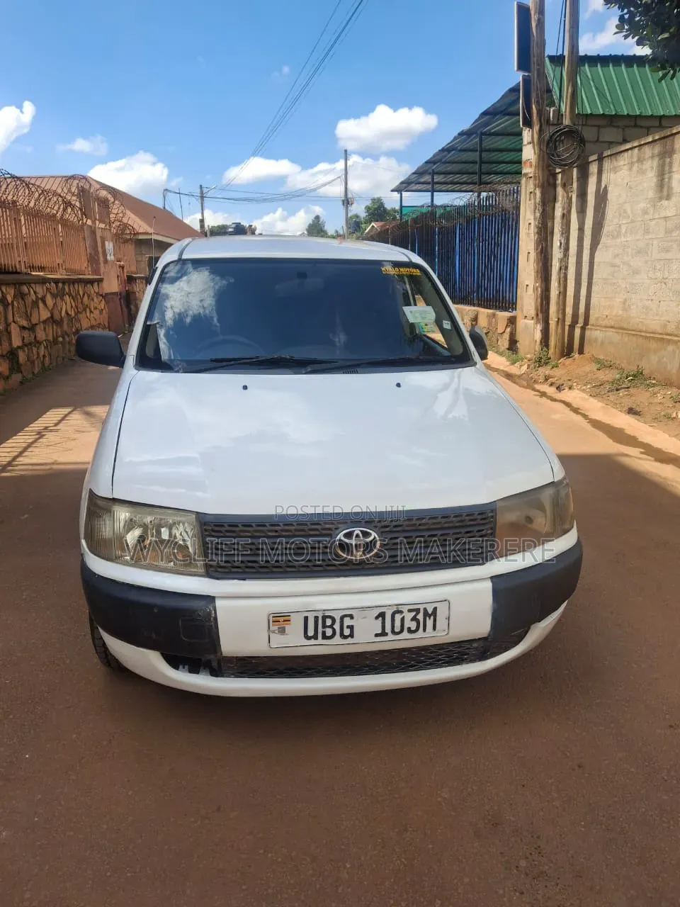 Toyota Voxy 2006 White