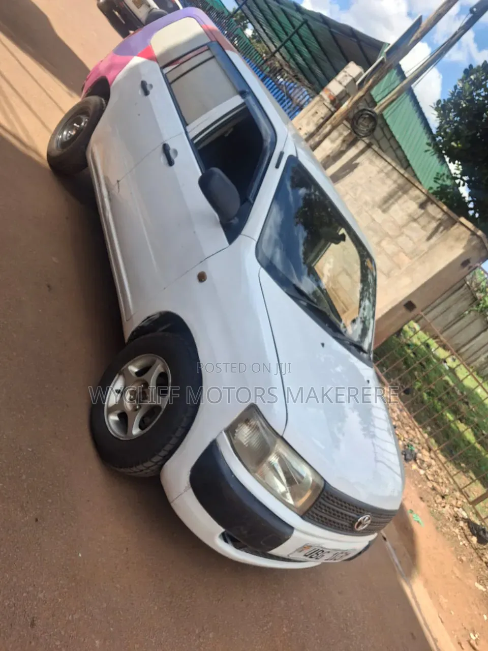 Toyota Voxy 2006 White
