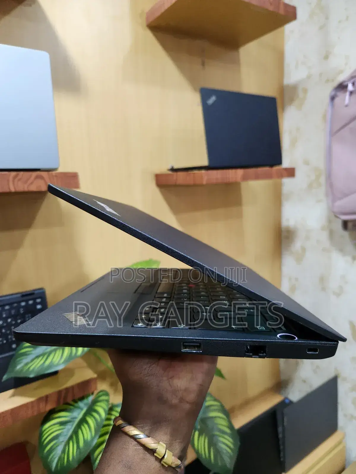 New Laptop Lenovo ThinkPad E14 Gen 2 16GB Intel Core i5 SSD 512GB