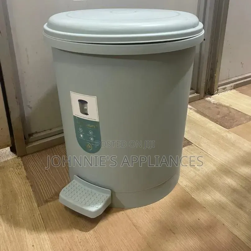 (12)L Trash Can or Trash Bin Peddle