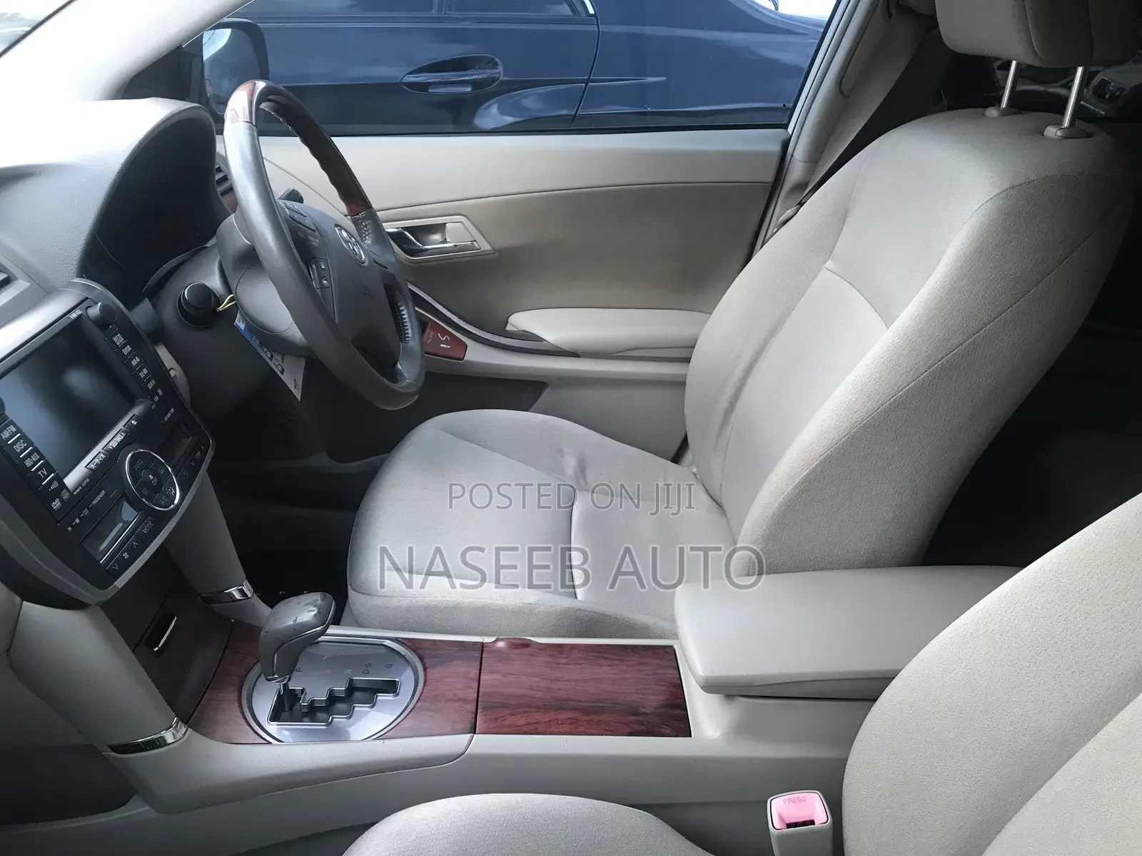 Toyota Premio 2009 White