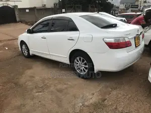 Toyota Premio 2009 White