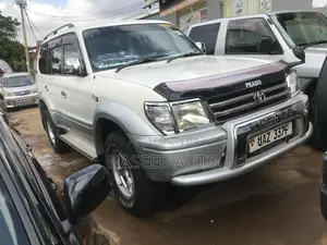 Toyota Land Cruiser Prado 2000 Silver