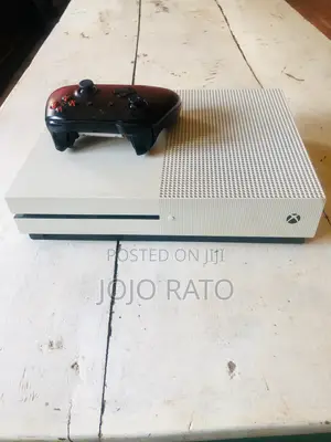 Xbox One With One Pad Quick Deal