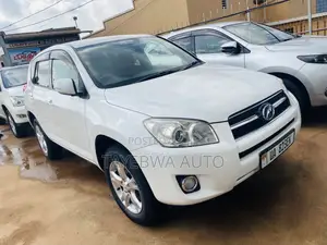 Toyota RAV4 2010
