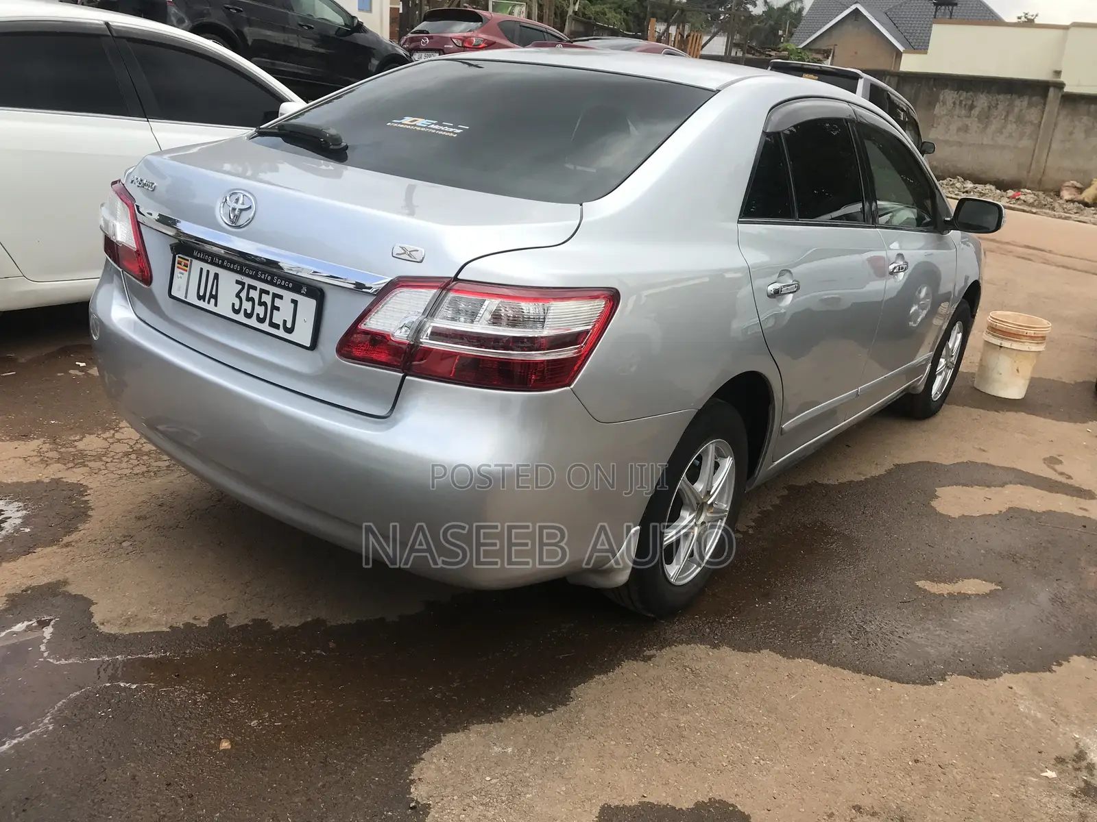 Toyota Premio 2010 Silver