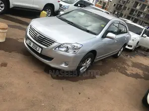 Toyota Premio 2010 Silver